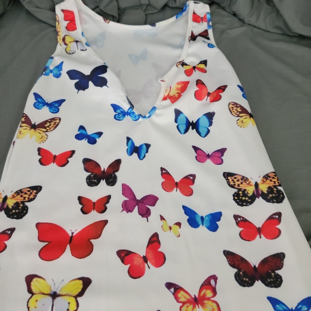 Never worn dress..
